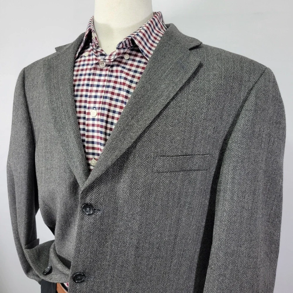 Stafford Essentials Men's Sport‎ Coat Blazer Three Button Gray Herringbone 44L